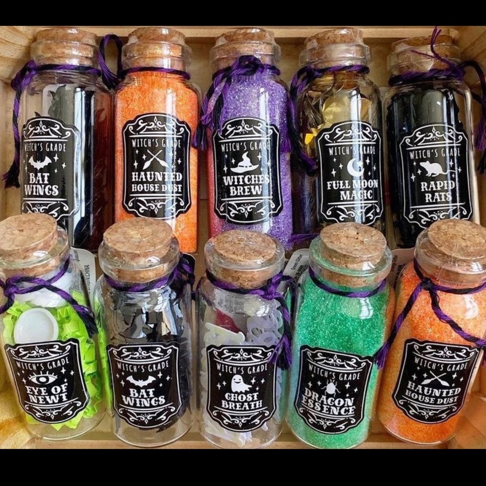 Target 🎯 Set of 10 Halloween Potion Bottles
